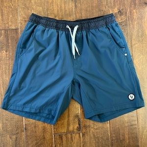 Vuori Men’s Kore Short Lined 7” Inseam